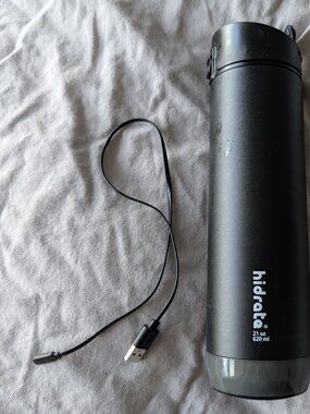 21 oz HidrateSpark water bottle